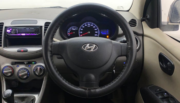2013 Hyundai i10 MAGNA 1.1, Petrol, Manual, 72,188 km, Steering Wheel Close Up