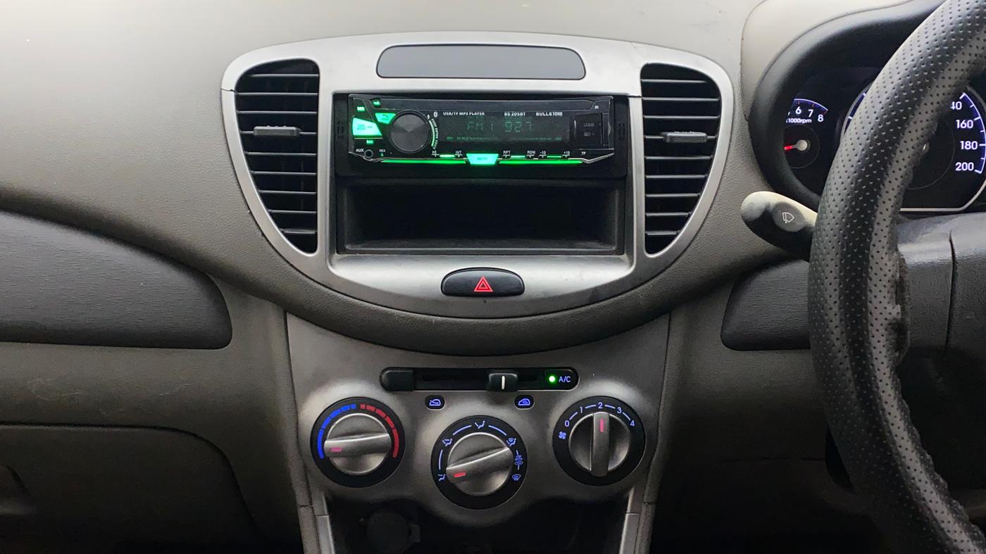 2013 Hyundai i10 MAGNA 1.1, Petrol, Manual, 72,188 km, Air Conditioner