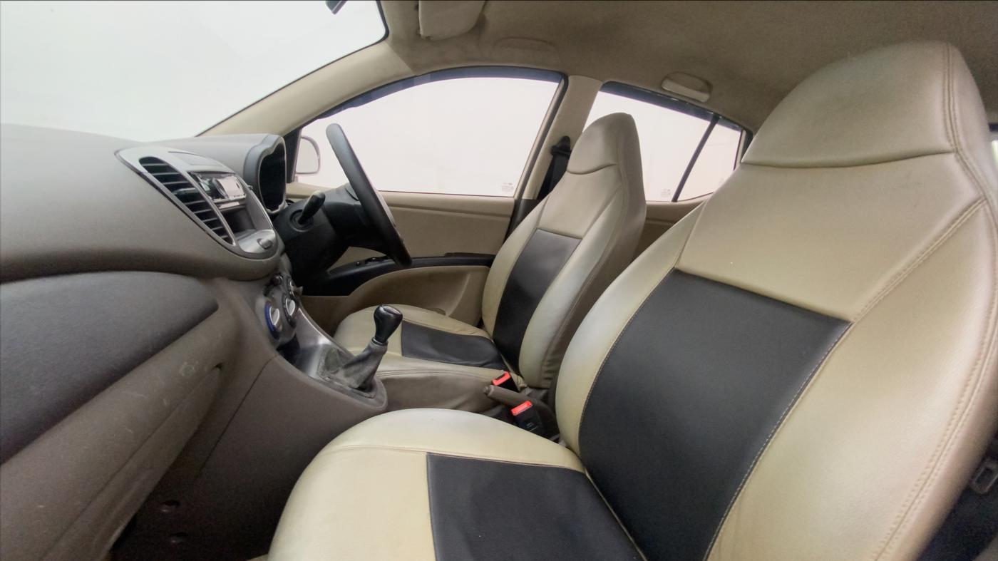 2013 Hyundai i10 MAGNA 1.1, Petrol, Manual, 72,188 km, Right Side Front Door Cabin