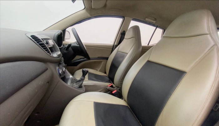 2013 Hyundai i10 MAGNA 1.1, Petrol, Manual, 72,188 km, Right Side Front Door Cabin