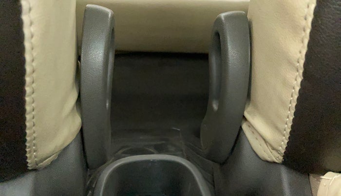2011 Hyundai i10 MAGNA 1.2, Petrol, Manual, 59,738 km, Driver Side Adjustment Panel