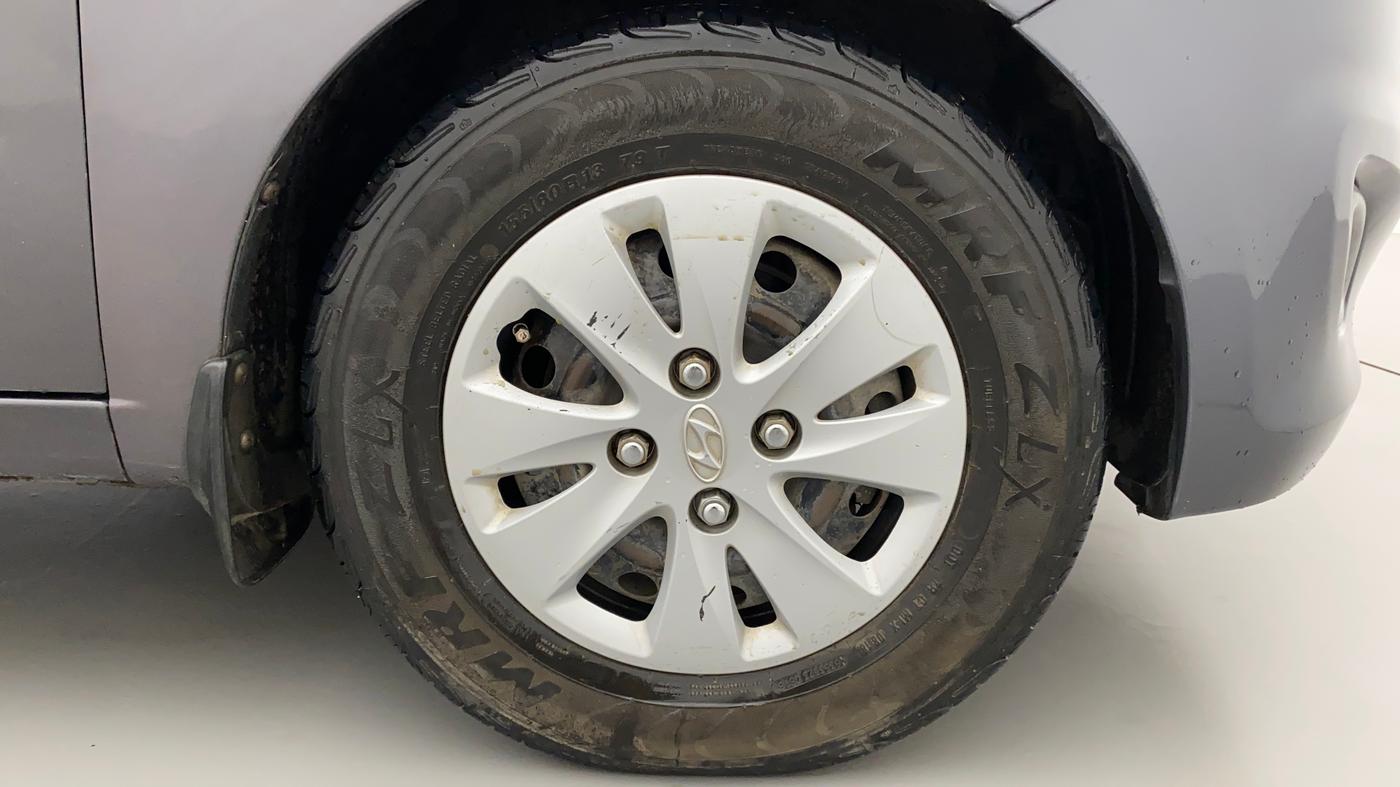 2011 Hyundai i10 MAGNA 1.2, Petrol, Manual, 59,738 km, Right Front Wheel
