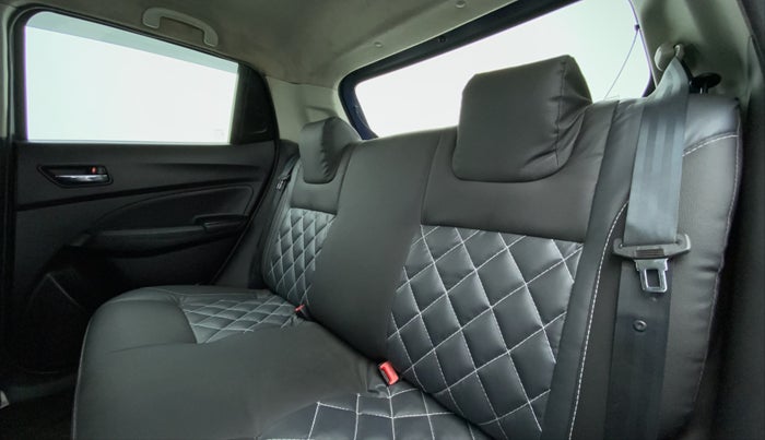 2018 Maruti Swift VXI D, Petrol, Manual, 37,030 km, Right Side Rear Door Cabin