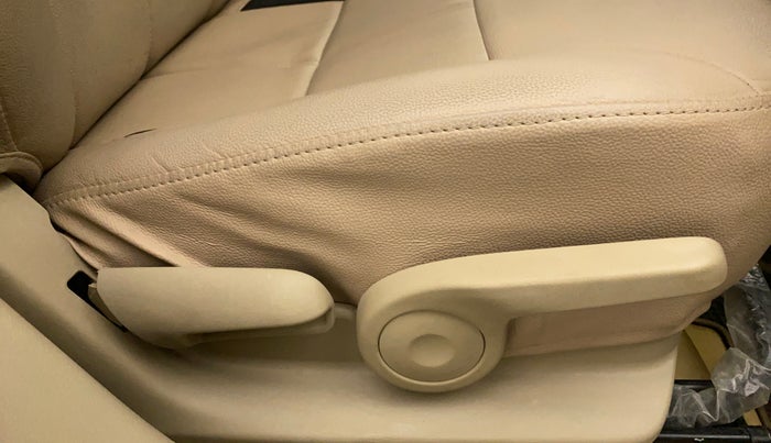 2021 Maruti Ciaz DELTA AT 1.5 SHVS PETROL, Petrol, Automatic, 29,803 km, Driver Side Adjustment Panel