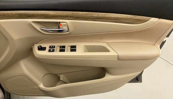2021 Maruti Ciaz DELTA AT 1.5 SHVS PETROL, Petrol, Automatic, 29,803 km, Driver Side Door Panels Control