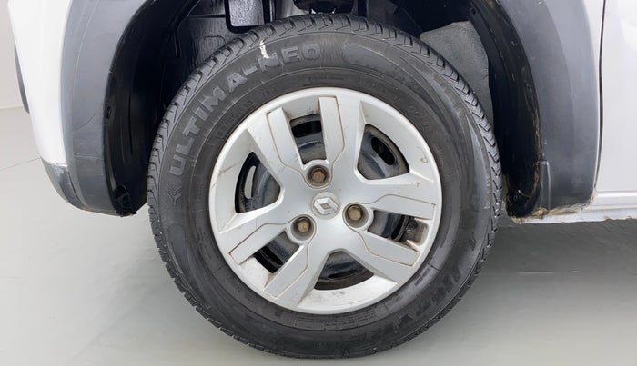 2017 Renault Kwid RXT, Petrol, Manual, 25,241 km, Left Front Wheel