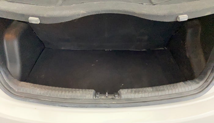 2014 Hyundai Grand i10 ASTA (O) 1.2 KAPPA VTVT, Petrol, Manual, 77,784 km, Boot Inside