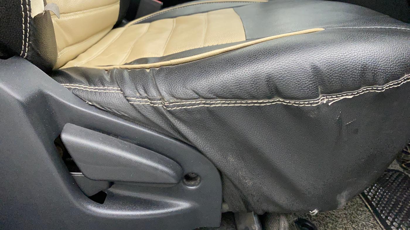 2019 Datsun Go Plus A (O), CNG, Manual, 60,274 km, Driver Side Adjustment Panel