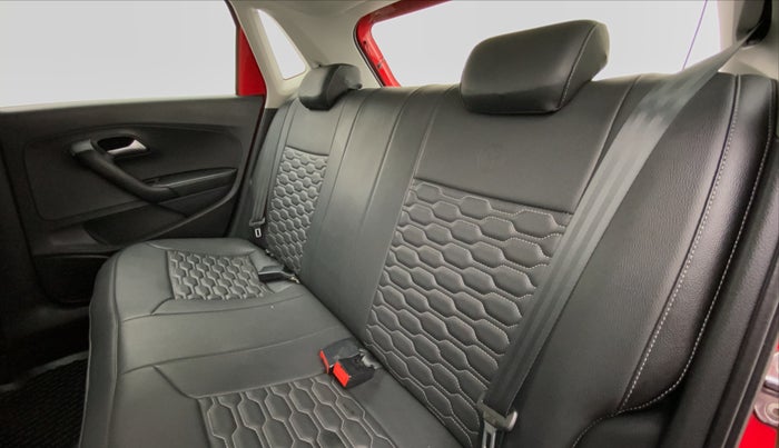 2018 Volkswagen Polo COMFORTLINE 1.0 PETROL, Petrol, Manual, 13,749 km, Right Side Rear Door Cabin