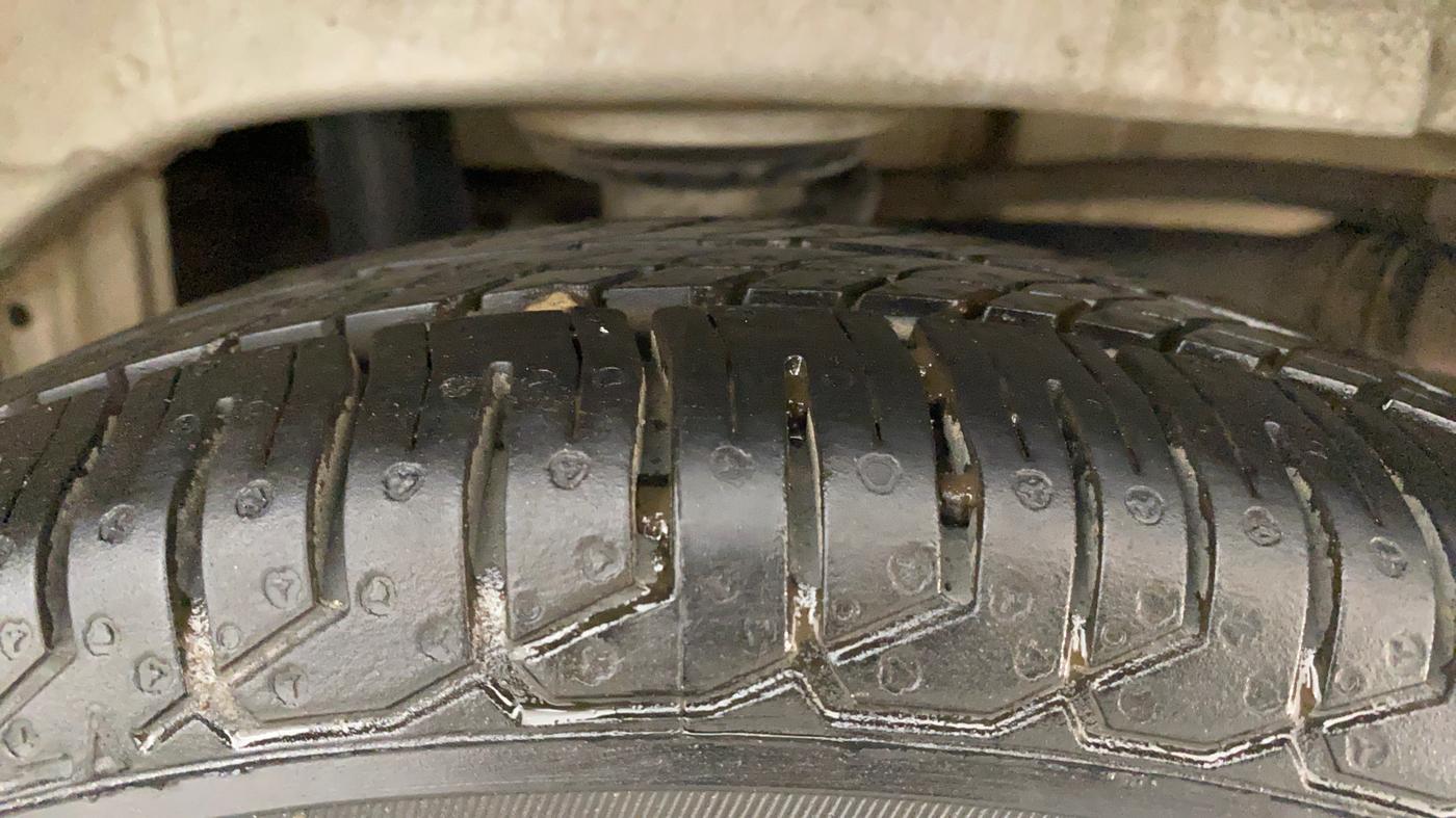 2018 Maruti Alto 800 LXI CNG, CNG, Manual, 54,288 km, Left Rear Tyre Tread