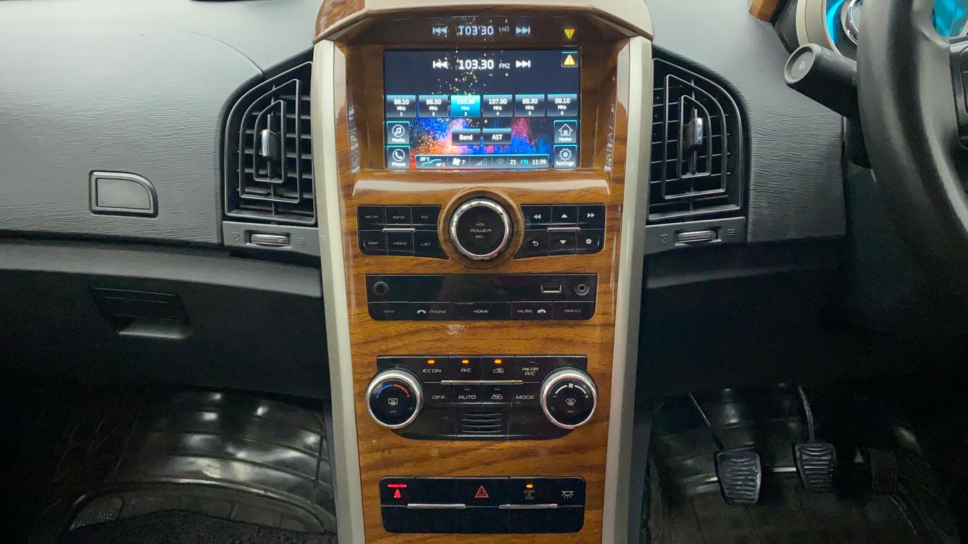 2018 Mahindra XUV500 W7, Diesel, Manual, 96,022 km, Air Conditioner