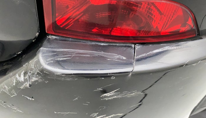 2018 Mahindra XUV500 W7, Diesel, Manual, 96,022 km, Rear bumper - Minor damage
