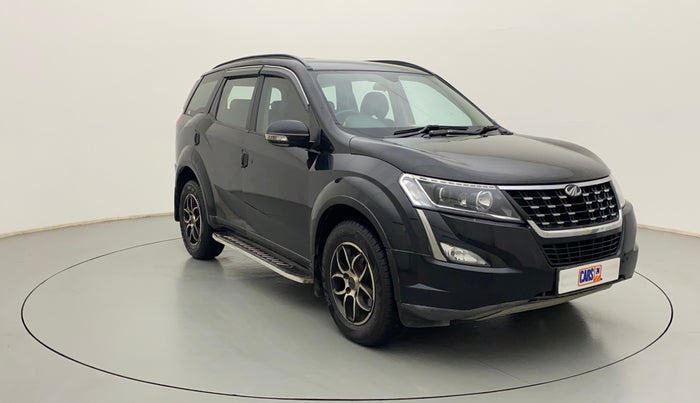 2018 Mahindra XUV500 W7, Diesel, Manual, 96,022 km, Right Front Diagonal
