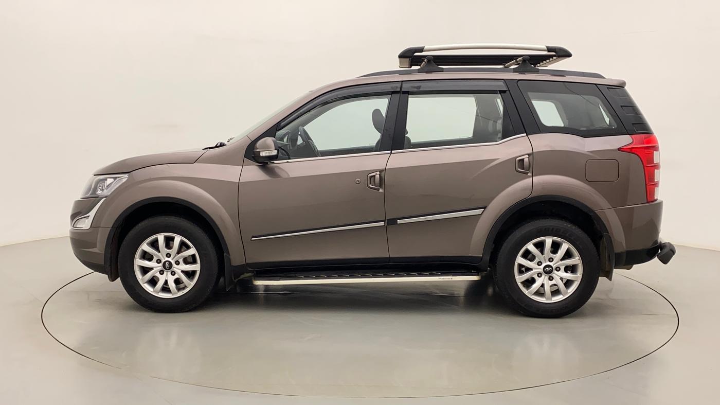 2017 Mahindra XUV500 W10, Diesel, Manual, 71,590 km, Left Side