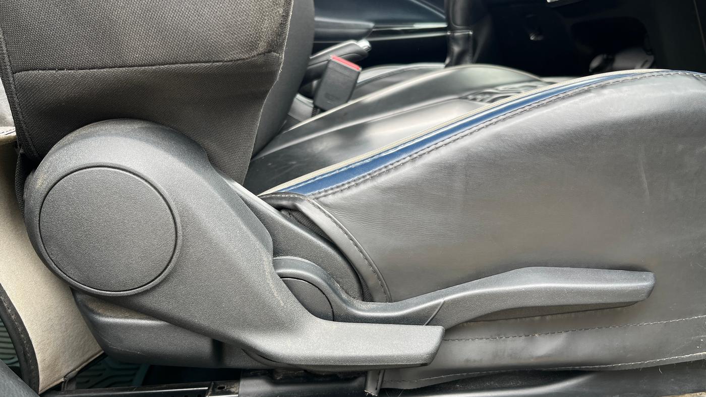 2023 Maruti Baleno ALPHA PETROL 1.2, Petrol, Manual, 50,479 km, Driver Side Adjustment Panel