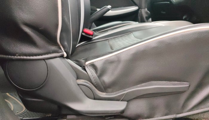 2017 Maruti Baleno ALPHA PETROL 1.2, Petrol, Manual, 68,491 km, Driver Side Adjustment Panel