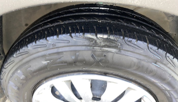 2018 Maruti Dzire VXI, Petrol, Manual, 80,225 km, Right Front Tyre Tread