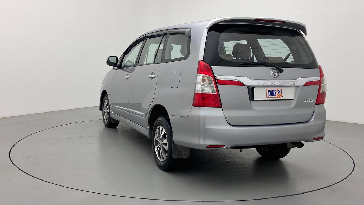 2015 Toyota Innova 2.5 VX 7 STR BS IV, Diesel, Manual, 1,50,687 km, Left Back Diagonal (45- Degree) View