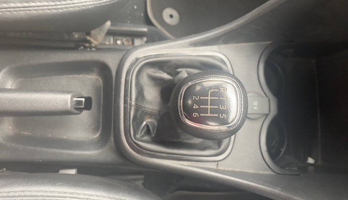 2020 Skoda Rapid ACTIVE 1.0 TSI, Petrol, Manual, 39,463 km, Gear Lever