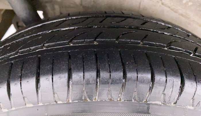 2018 Maruti Wagon R 1.0 VXI, Petrol, Manual, 54,312 km, Right Rear Tyre Tread
