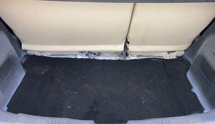 2017 Maruti IGNIS ZETA 1.2, Petrol, Manual, 70,417 km, Boot Inside