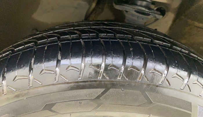2017 Maruti IGNIS ZETA 1.2, Petrol, Manual, 70,417 km, Left Front Tyre Tread