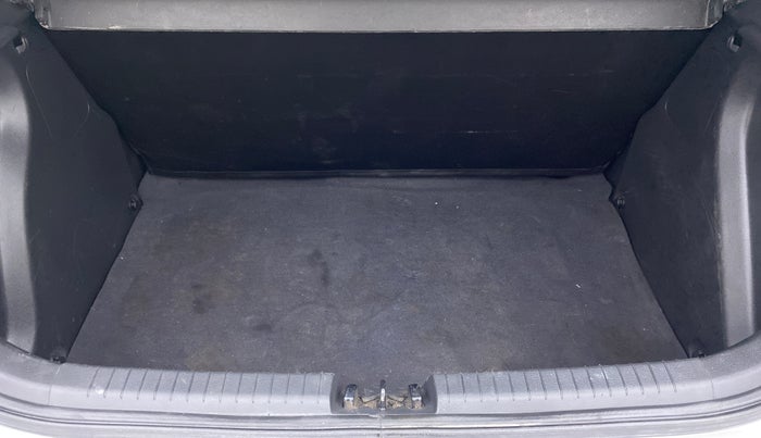 2020 Hyundai Elite i20 SPORTZ PLUS 1.2, Petrol, Manual, 35,039 km, Boot Inside