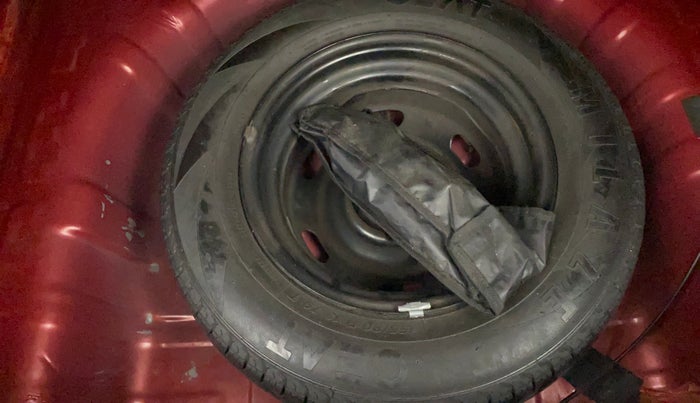 2017 Renault Kwid RXT 1.0 AMT, Petrol, Automatic, 44,724 km, Spare Tyre