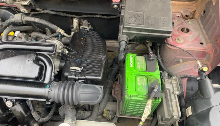 2017 Renault Kwid RXT 1.0 AMT, Petrol, Automatic, 44,724 km, Engine View - Left