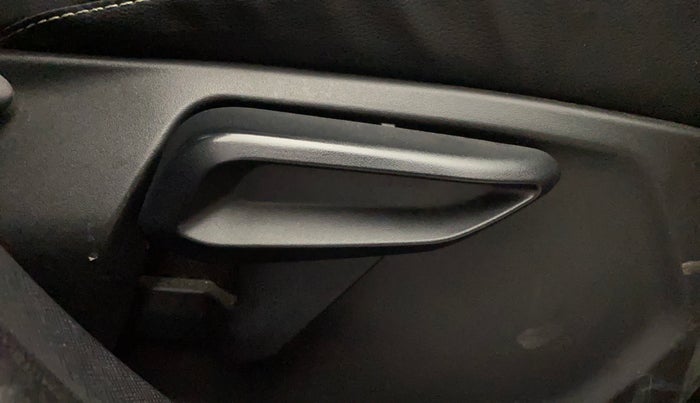 2021 Tata NEXON XZ PLUS (O) PETROL, Petrol, Manual, 45,296 km, Driver Side Adjustment Panel