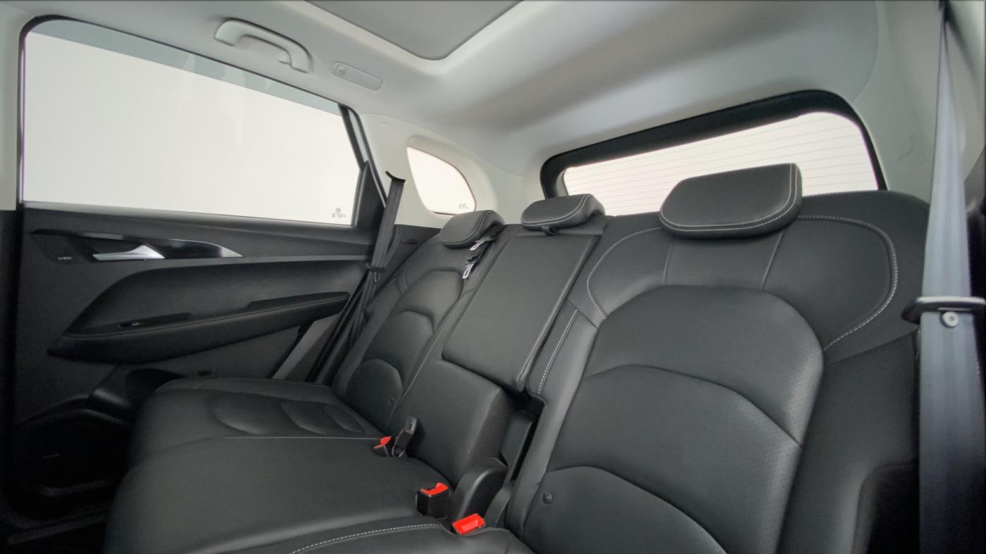 2020 MG HECTOR SHARP DCT PETROL, Petrol, Automatic, 15,022 km, Right Side Rear Door Cabin