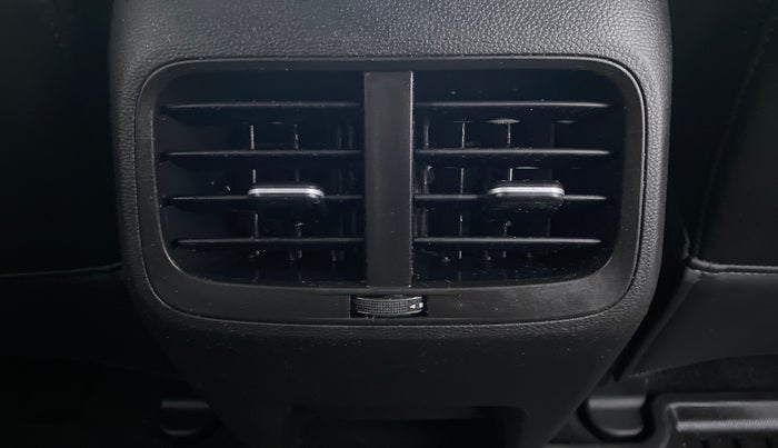 2020 MG HECTOR SHARP DCT PETROL, Petrol, Automatic, 15,022 km, Rear AC Vents