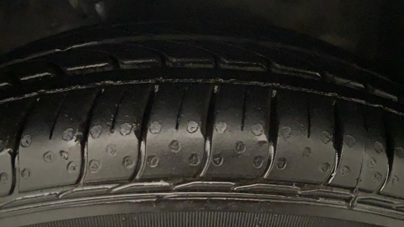 2018 Maruti Celerio VXI CNG, CNG, Manual, 74,536 km, Left Front Tyre Tread