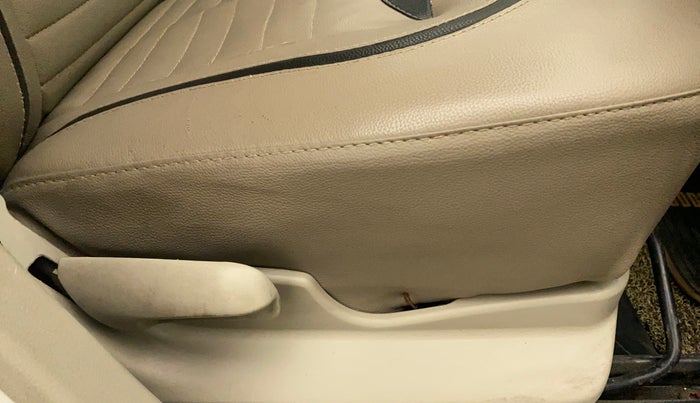 2018 Maruti Celerio VXI CNG, CNG, Manual, 74,536 km, Driver Side Adjustment Panel