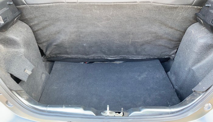 2023 Tata Tiago XT (O) PETROL, Petrol, Manual, 21,677 km, Boot Inside