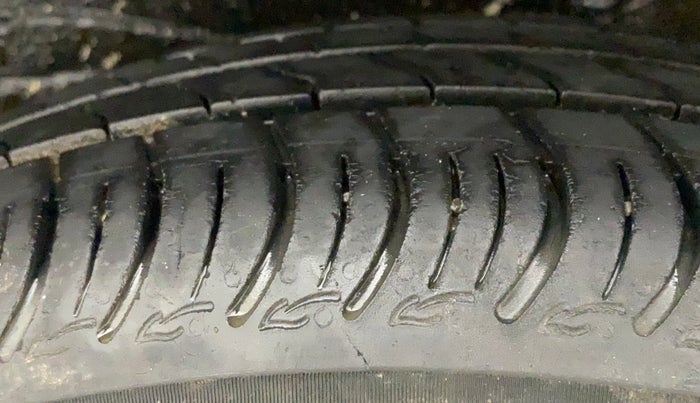 2021 Maruti S PRESSO VXI (O) CNG, CNG, Manual, 22,442 km, Left Rear Tyre Tread