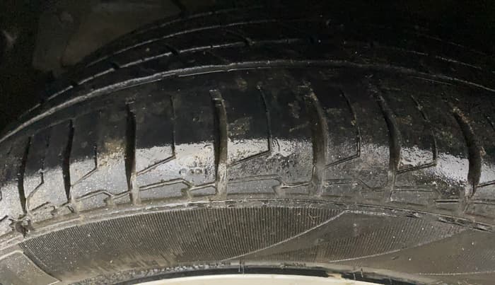 2019 Maruti Baleno ZETA PETROL 1.2, Petrol, Manual, 72,619 km, Left Front Tyre Tread