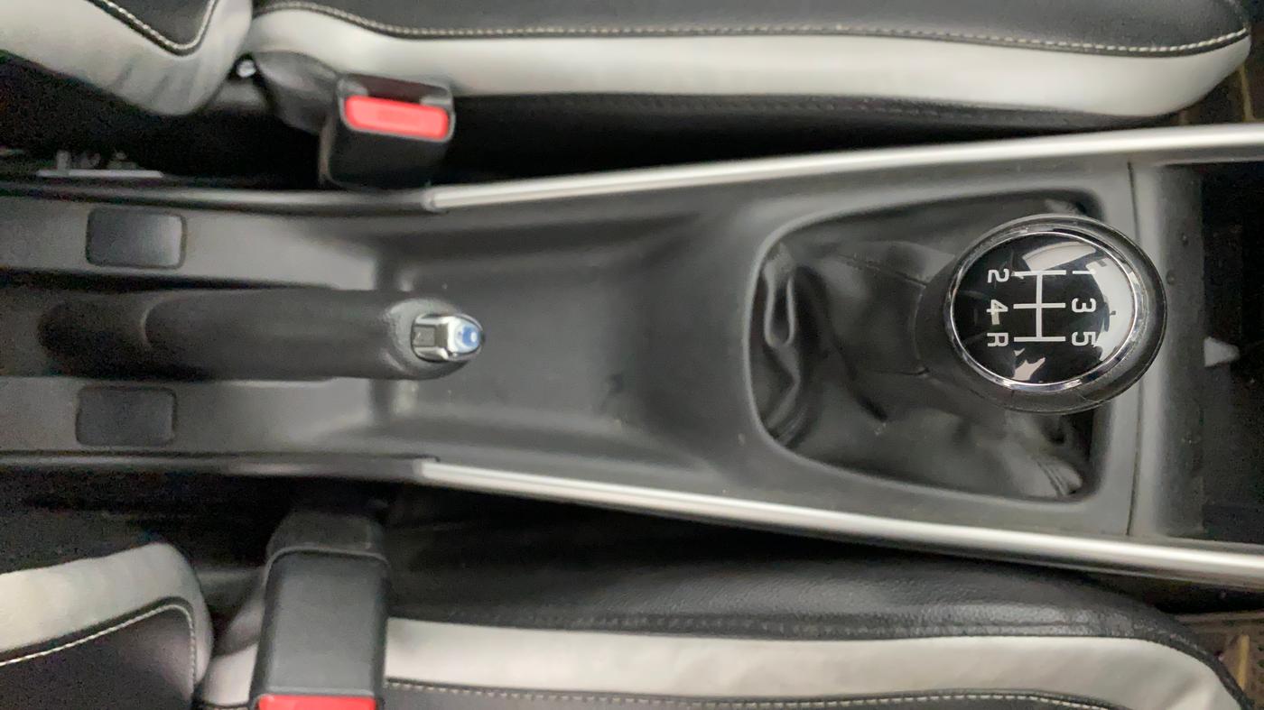 2017 Maruti Baleno DELTA PETROL 1.2, Petrol, Manual, 45,551 km, Gear Lever