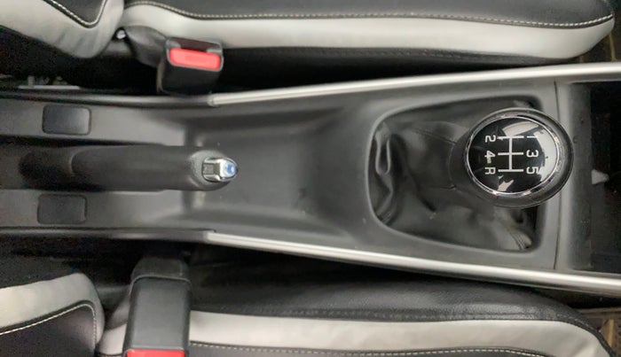 2017 Maruti Baleno DELTA PETROL 1.2, Petrol, Manual, 45,551 km, Gear Lever