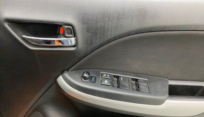 2017 Maruti Baleno DELTA PETROL 1.2, Petrol, Manual, 45,551 km, Driver Side Door Panels Control