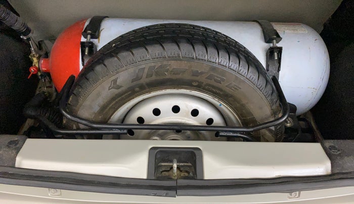 2019 Maruti New Wagon-R LXI CNG (O) 1.0, CNG, Manual, 83,328 km, Spare Tyre