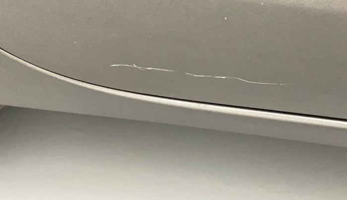 2018 Maruti Dzire VXI, Petrol, Manual, 53,572 km, Right rear door - Minor scratches
