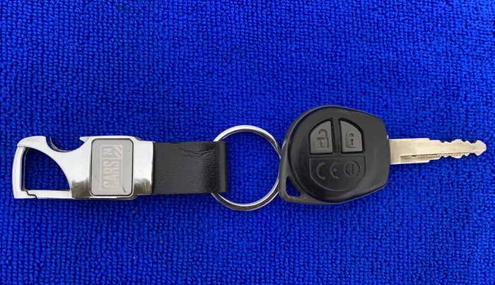 2018 Maruti Dzire VXI, Petrol, Manual, 53,572 km, Key Close Up