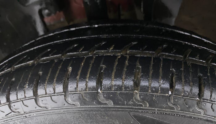 2019 Renault Kwid RXL, Petrol, Manual, 22,166 km, Left Front Tyre Tread