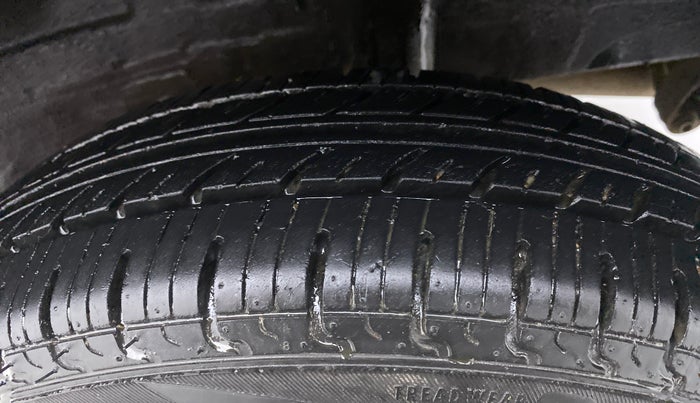 2019 Renault Kwid RXL, Petrol, Manual, 22,166 km, Left Rear Tyre Tread