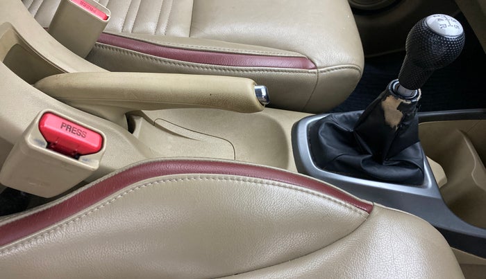 2012 Honda City V MT PETROL, Petrol, Manual, 72,234 km, Gear Lever