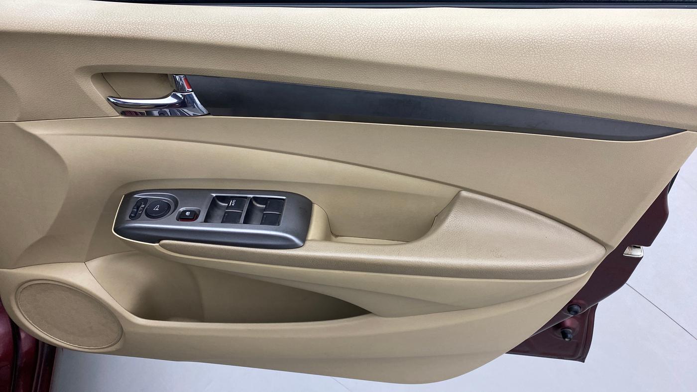 2012 Honda City V MT PETROL, Petrol, Manual, 72,234 km, Driver Side Door Panels Control