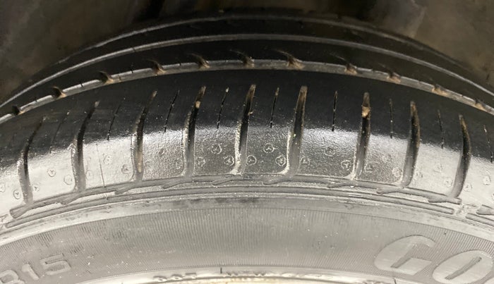 2012 Honda City V MT PETROL, Petrol, Manual, 72,234 km, Left Rear Tyre Tread