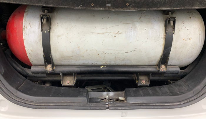 2013 Maruti Wagon R 1.0 LXI CNG, CNG, Manual, 74,525 km, Boot Inside