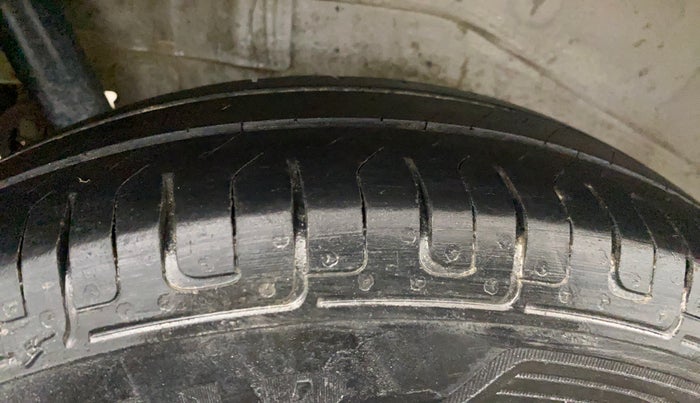 2013 Maruti Wagon R 1.0 LXI CNG, CNG, Manual, 74,525 km, Right Rear Tyre Tread